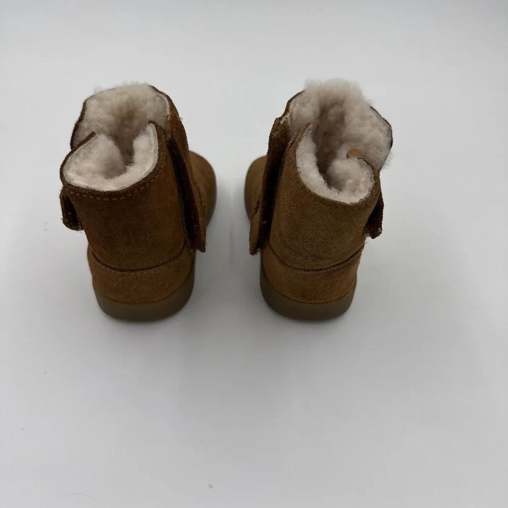 UGG Keelan Classic Brown Suede Baby Bootie Hook & Loop US 04/05 M